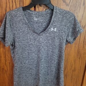 Under Armour Women's Heathered Gray Short Sleeve Tee